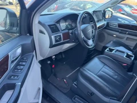 More photos of 2010 Chrysler Town & Country Touring Plus at Indy Auto Man - Indianapolis, IN