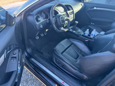 More photos of 2008 Audi S5 4.2 quattro at Indy Auto Man, IN