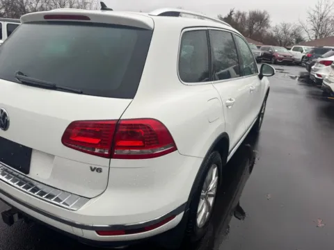 Another view of 2016 Volkswagen Touareg VR6 FSI Sport for sale in Indianapolis, IN at Indy Auto Man