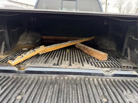 More photos of 2017 Nissan Frontier SV at Indy Auto Man, IN