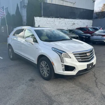 White 2017 Cadillac XT5 Luxury for sale in Indianapolis, IN