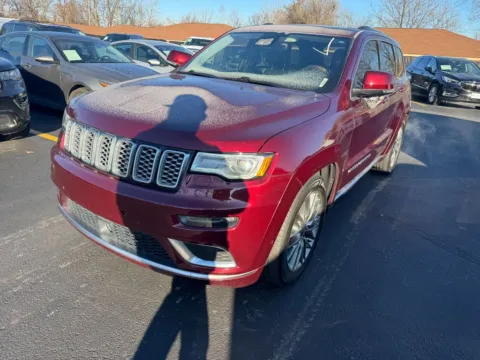 Photos of 2017 Jeep Grand Cherokee Summit for sale in Indianapolis, IN at Indy Auto Man - Indianapolis