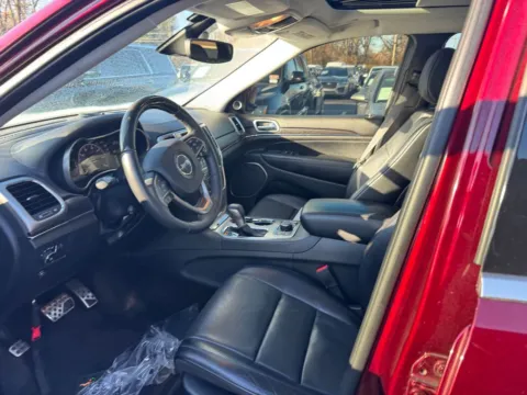 More photos of 2017 Jeep Grand Cherokee Summit at Indy Auto Man - Indianapolis, IN