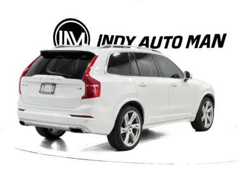 More photos of 2018 Volvo XC90 T6 Momentum at Indy Auto Man - Indianapolis, IN