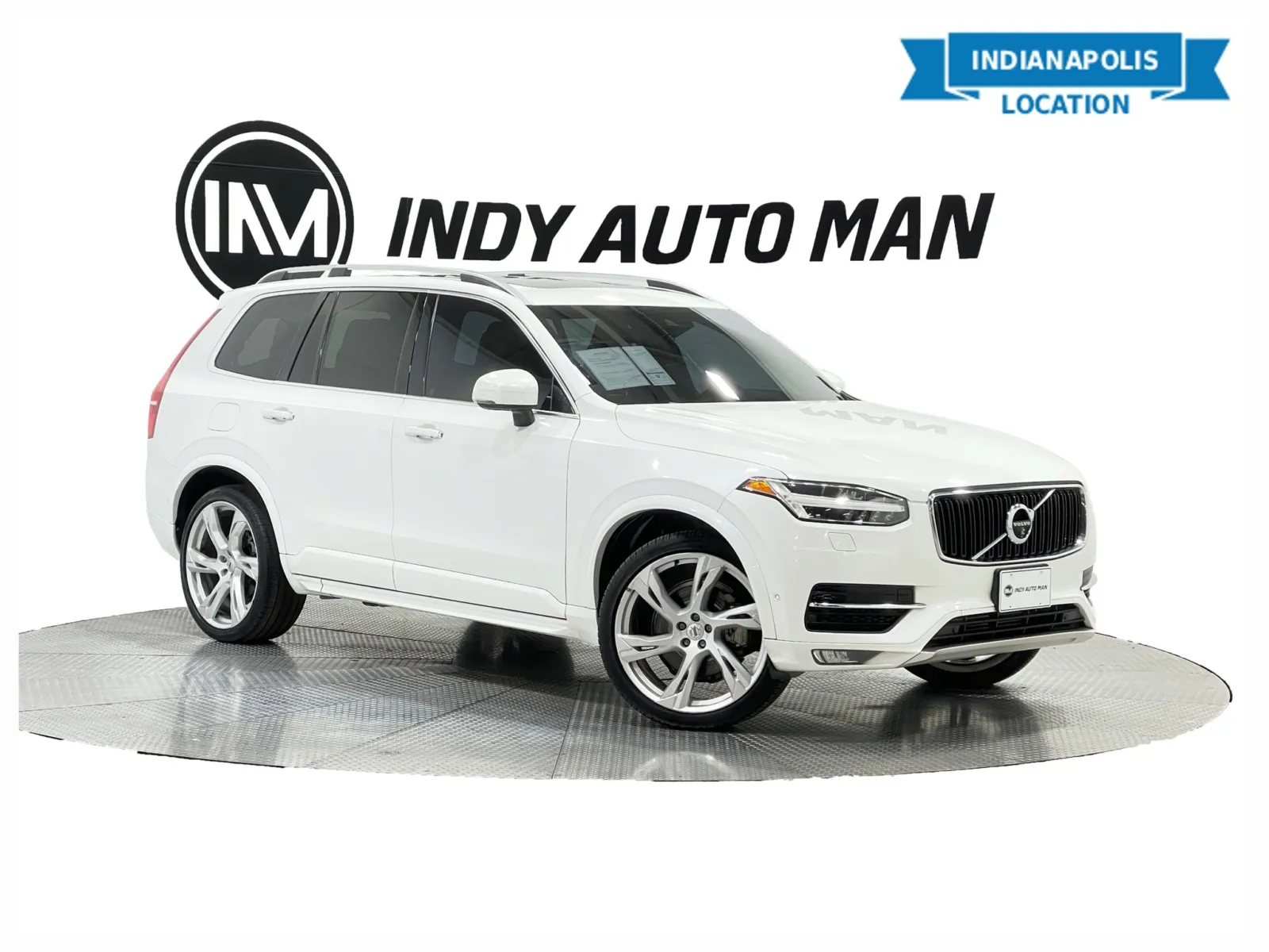 White 2018 Volvo XC90 T6 Momentum for sale in Indianapolis, IN