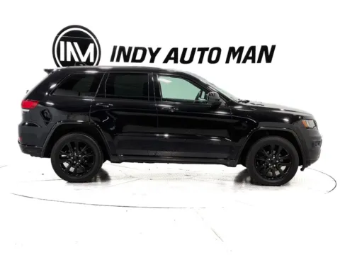 Another view of 2018 Jeep Grand Cherokee Altitude for sale in Indianapolis, IN at Indy Auto Man