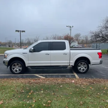 More photos of 2018 Ford F-150 Lariat at Indy Auto Man, IN