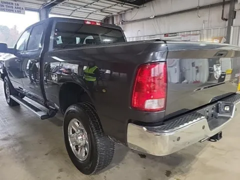 More photos of 2018 Ram 2500 Tradesman at Indy Auto Man, IN
