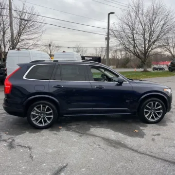 Another view of 2019 Volvo XC90 T6 Momentum for sale in Indianapolis, IN at Indy Auto Man - Indianapolis