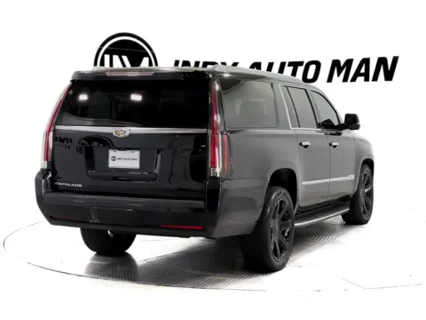 More photos of 2018 Cadillac Escalade ESV Luxury at Indy Auto Man, IN