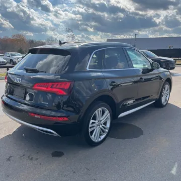 More photos of 2020 Audi Q5 45 Premium Plus quattro at Indy Auto Man - Indianapolis, IN