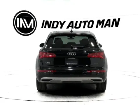 More photos of 2020 Audi Q5 45 Premium Plus quattro at Indy Auto Man - Indianapolis, IN
