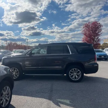 More photos of 2018 GMC Yukon SLT at Indy Auto Man, IN