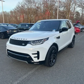 Photos of 2020 Land Rover Discovery Landmark Edition for sale in Indianapolis, IN at Indy Auto Man - Indianapolis