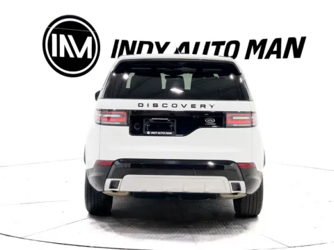 More photos of 2020 Land Rover Discovery Landmark Edition at Indy Auto Man - Indianapolis, IN
