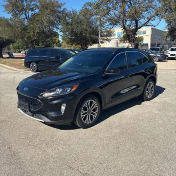 Photos of 2020 Ford Escape SEL for sale in Indianapolis, IN at Indy Auto Man