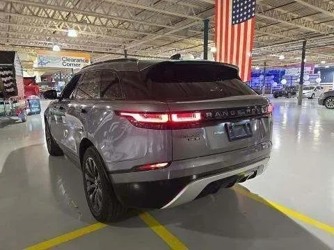More photos of 2019 Land Rover Range Rover Velar SE R-Dynamic at Indy Auto Man - Indianapolis, IN