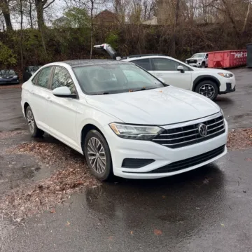 White 2019 Volkswagen Jetta 1.4T SE for sale in Indianapolis, IN
