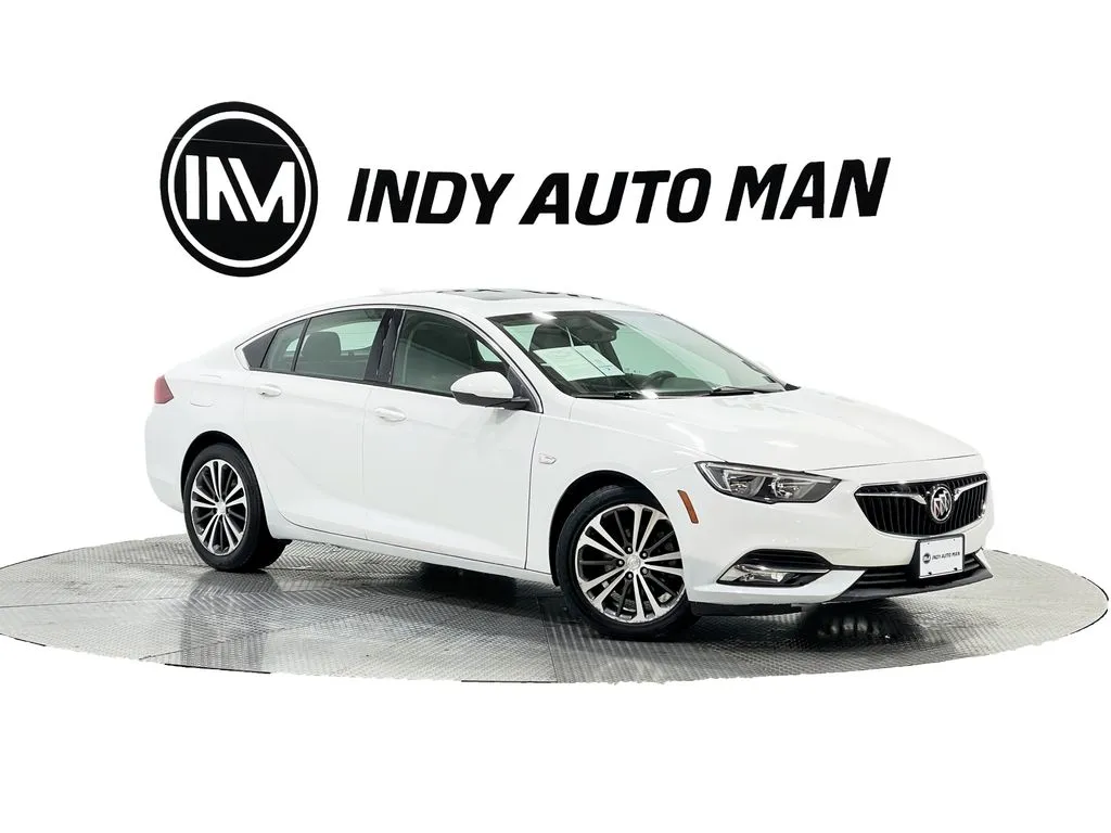 White 2018 Buick Regal Preferred for sale in Indianapolis, IN