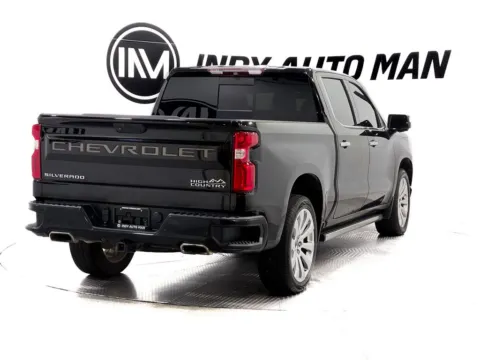 More photos of 2019 Chevrolet Silverado 1500 High Country at Indy Auto Man, IN
