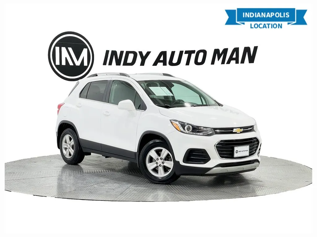 White 2020 Chevrolet Trax LT for sale in Indianapolis, IN