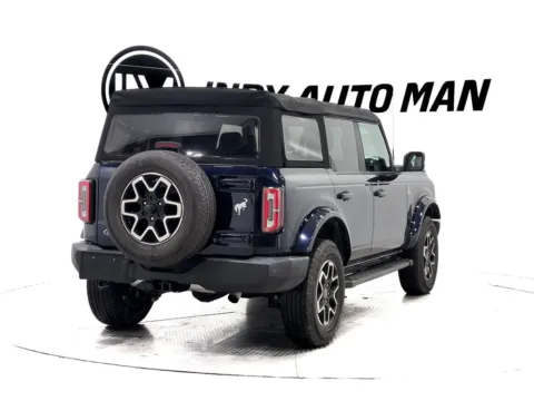 More photos of 2021 Ford Bronco Outer Banks at Indy Auto Man - Indianapolis, IN