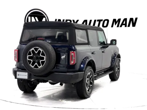 More photos of 2021 Ford Bronco Outer Banks at Indy Auto Man, IN