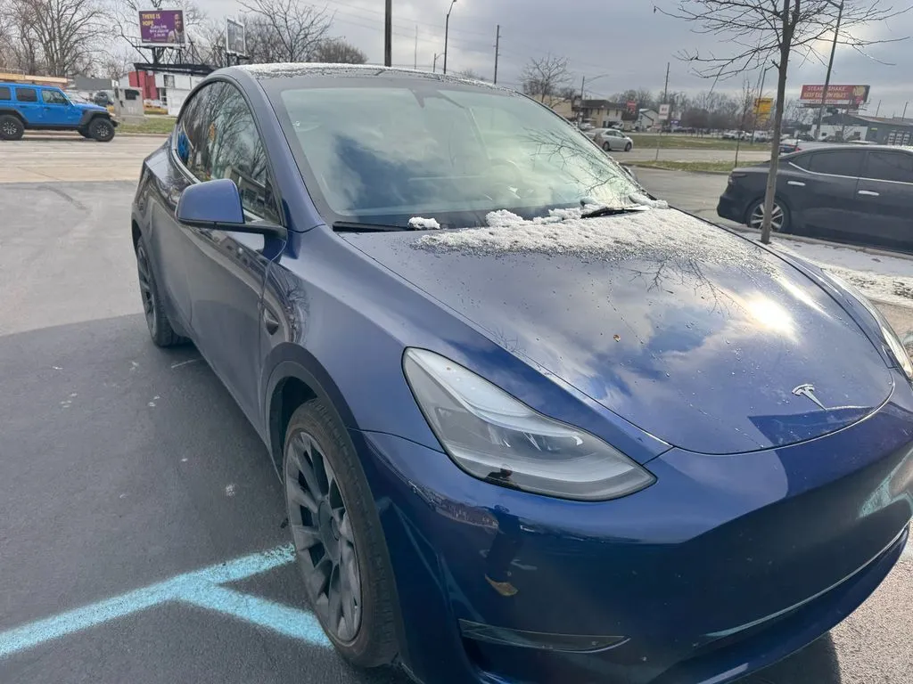 2023 Tesla Model Y Long Range