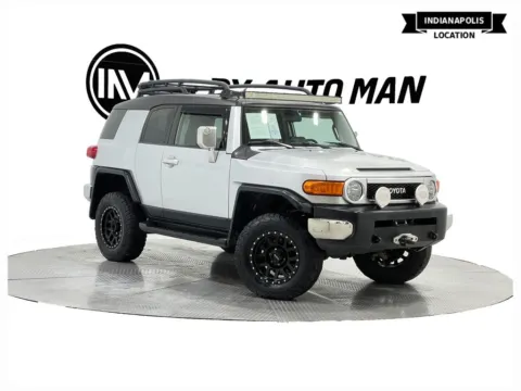 Silver 2007 Toyota FJ Cruiser for sale in Indianapolis, IN