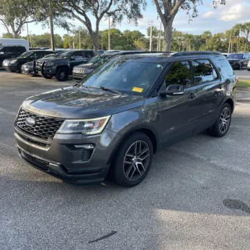 Photos of 2019 Ford Explorer Sport for sale in Indianapolis, IN at Indy Auto Man - Indianapolis