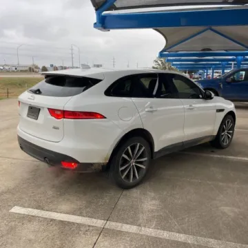 Another view of 2019 Jaguar F-PACE 30t Prestige for sale in Indianapolis, IN at Indy Auto Man - Indianapolis