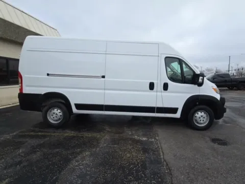 Photos of 2023 Ram ProMaster 2500 High Roof for sale in Indianapolis, IN at Indy Auto Man - Indianapolis