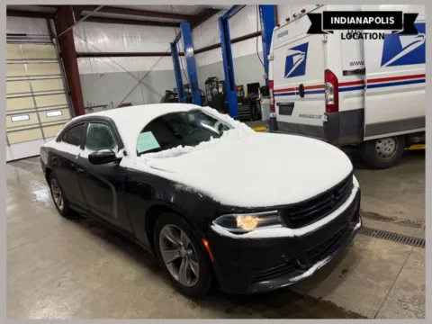 Black 2015 Dodge Charger SXT for sale in Indianapolis, IN