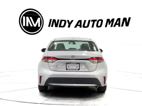 More photos of 2021 Toyota Corolla LE at Indy Auto Man - Indianapolis, IN
