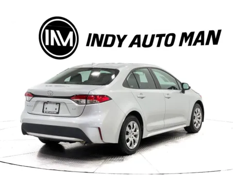 More photos of 2021 Toyota Corolla LE at Indy Auto Man - Indianapolis, IN