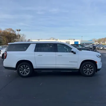 Another view of 2021 Chevrolet Suburban LT for sale in Indianapolis, IN at Indy Auto Man