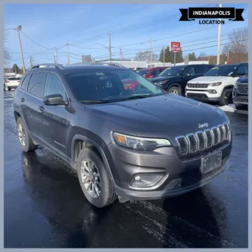 Gray 2020 Jeep Cherokee Latitude Plus for sale in Indianapolis, IN