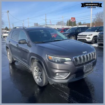 Gray 2020 Jeep Cherokee Latitude Plus for sale in Indianapolis, IN
