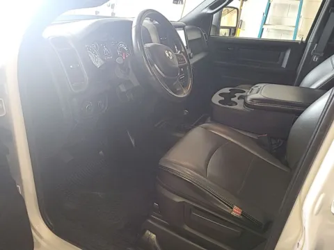 More photos of 2023 Ram 2500 Tradesman at Indy Auto Man - Indianapolis, IN