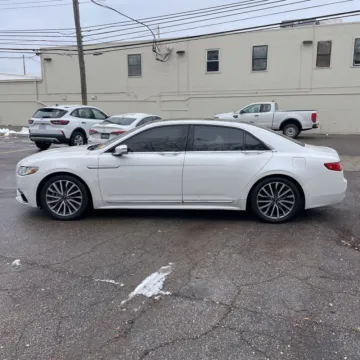More photos of 2017 Lincoln Continental Select at Indy Auto Man - Indianapolis, IN
