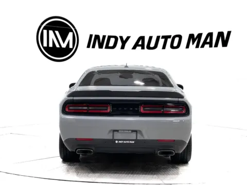 More photos of 2022 Dodge Challenger R/T at Indy Auto Man - Indianapolis, IN