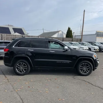 Another view of 2018 Jeep Grand Cherokee Limited for sale in Indianapolis, IN at Indy Auto Man