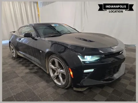 Black 2018 Chevrolet Camaro SS 2SS for sale in Indianapolis, IN