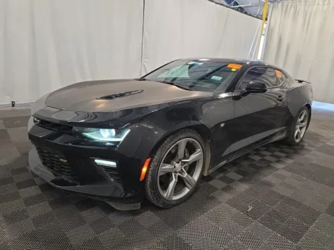 Photos of 2018 Chevrolet Camaro SS 2SS for sale in Indianapolis, IN at Indy Auto Man - Indianapolis