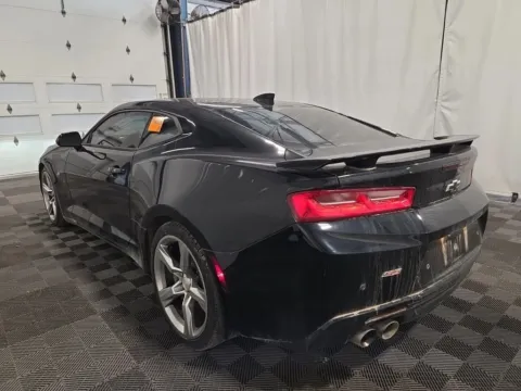 More photos of 2018 Chevrolet Camaro SS 2SS at Indy Auto Man - Indianapolis, IN