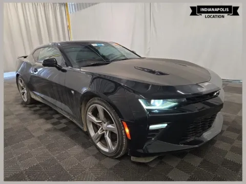 Black 2018 Chevrolet Camaro SS 2SS for sale in Indianapolis, IN