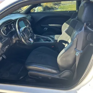 More photos of 2016 Dodge Challenger R/T Scat Pack at Indy Auto Man, IN