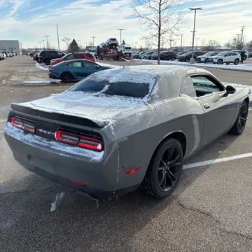 More photos of 2018 Dodge Challenger R/T at Indy Auto Man - Indianapolis, IN