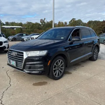 Photos of 2017 Audi Q7 3.0T Prestige quattro for sale in Indianapolis, IN at Indy Auto Man