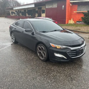 Black 2020 Chevrolet Malibu LT for sale in Indianapolis, IN